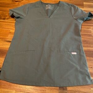 Figs Casma three pocket scrub top charcoal size small